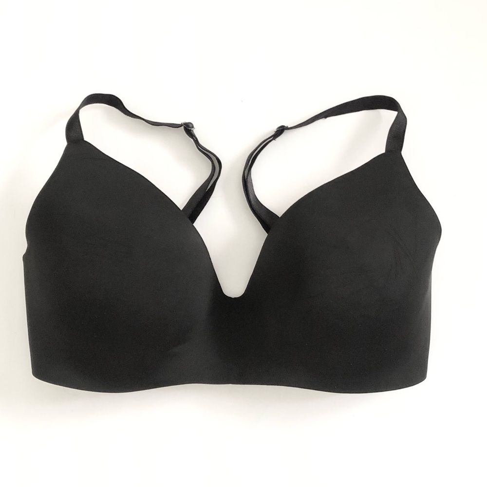 Victoria’s Secret Wireless Seamless Black T-Shirt Bra 36DD